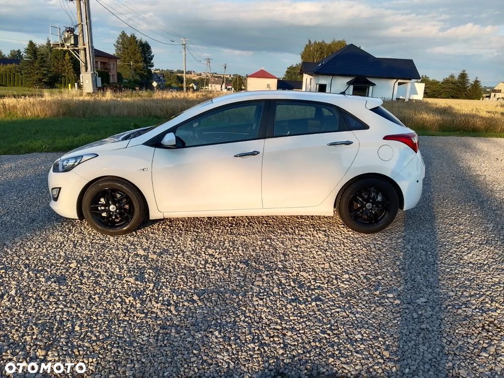 Hyundai i30 1.4 BlueDrive Comfort - 22
