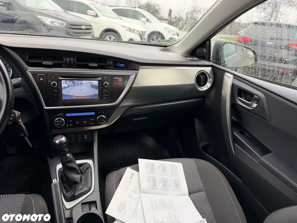 Toyota Auris 2.0 D-4D Edition - 15