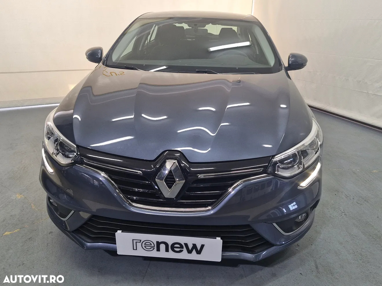 Renault Megane TCe Business - 10