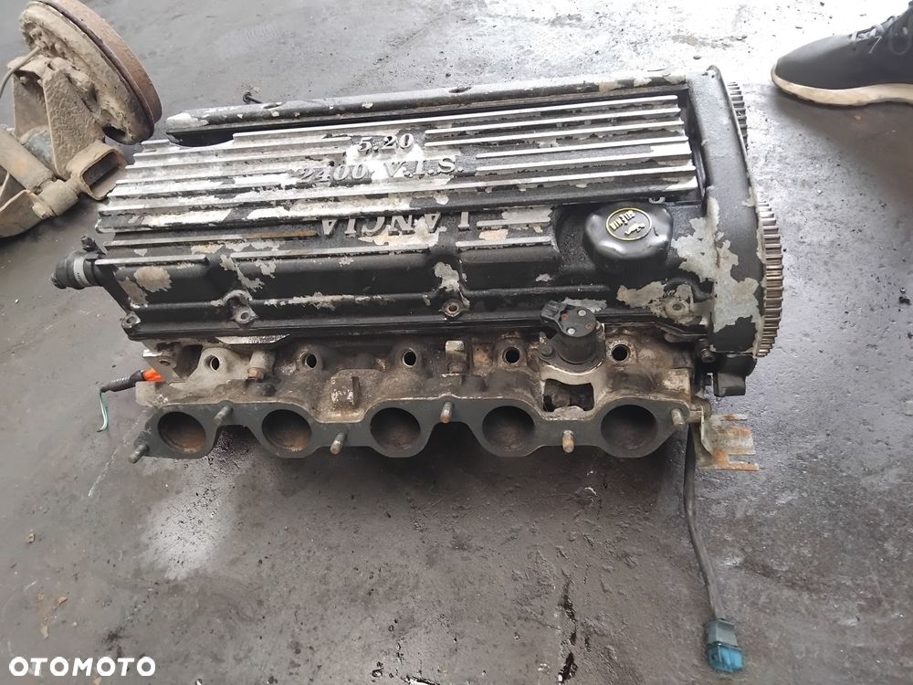 Fiat Lncia Alfa Romeo głowica 2,4 benzyna 7765052 - 2