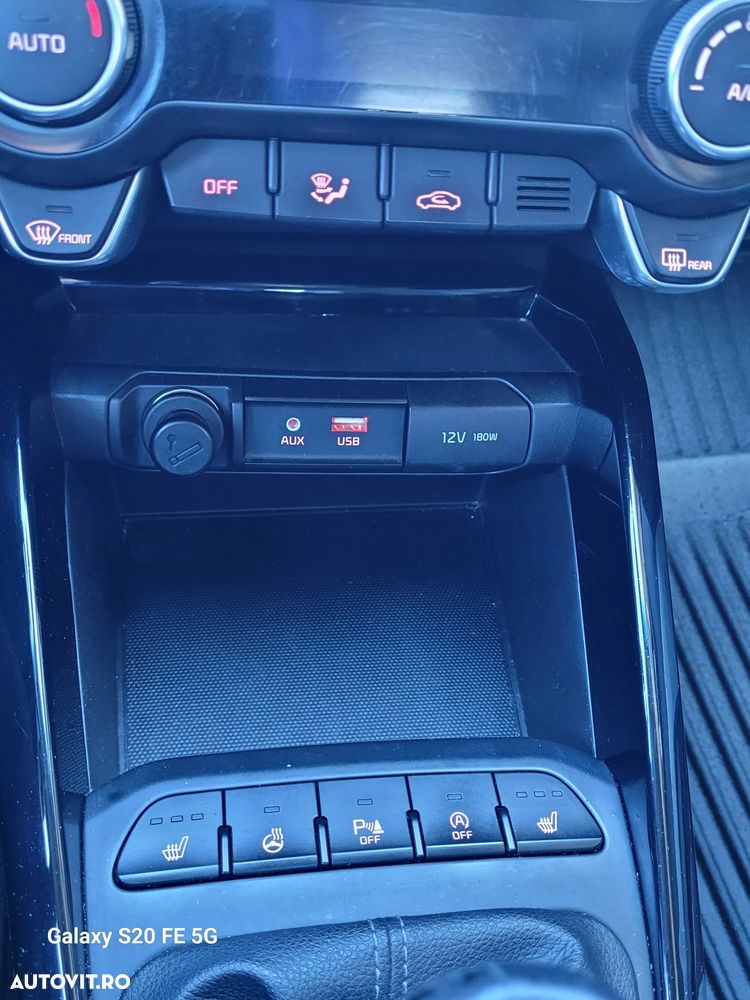 Kia Stonic 1.0 T-GDI HP Urban - 11