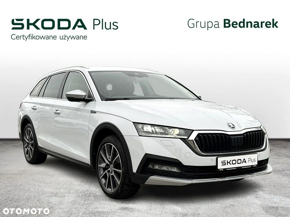 Skoda Octavia 2.0 TSI 4x4 Scout DSG - 7
