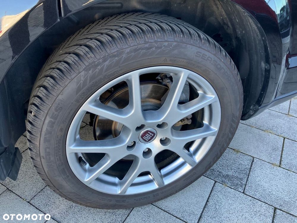 Fiat Freemont 2.0 Multijet Lounge AWD - 38
