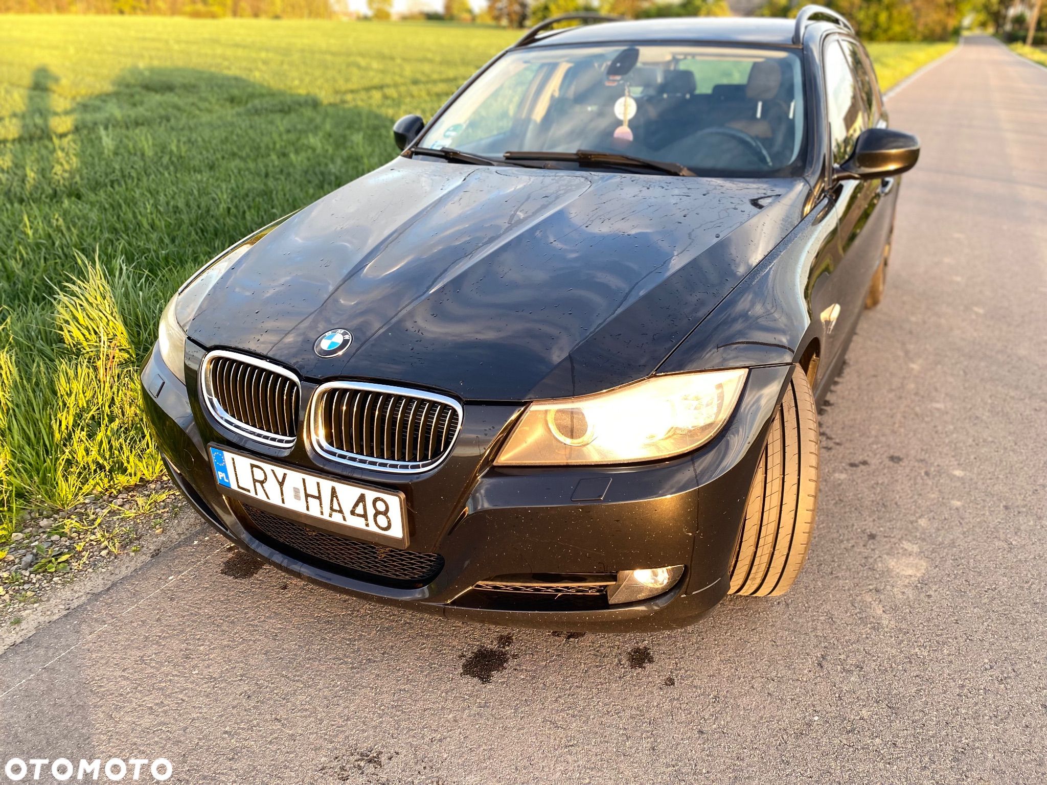 BMW Seria 3 330d xDrive DPF Touring - 1