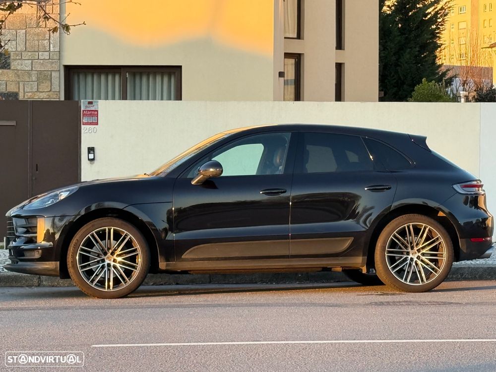 Porsche Macan Standard - 2