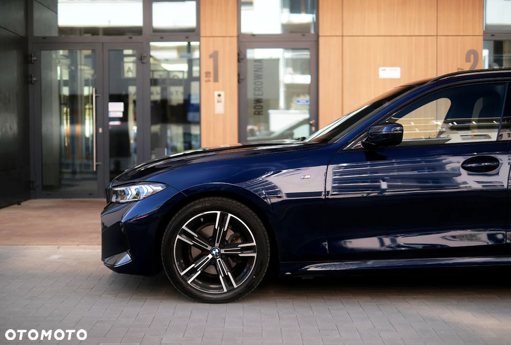 BMW Seria 3 320d xDrive MHEV M Sport sport - 11