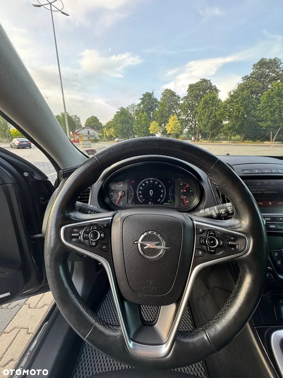 Opel Insignia 2.0 Bi Turbo CDTI 4x4 Sports Tourer - 16