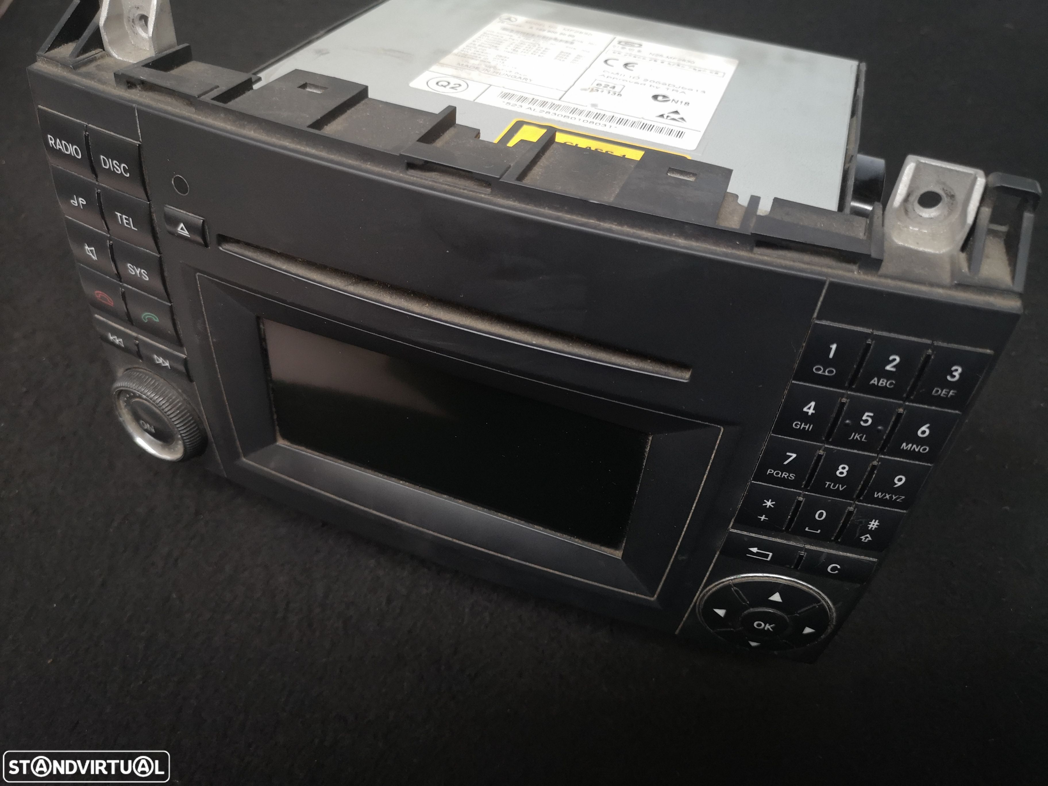 Radio  CD  Media Originais MERCEDES W906 SPRINTER 2006-2017 - 1