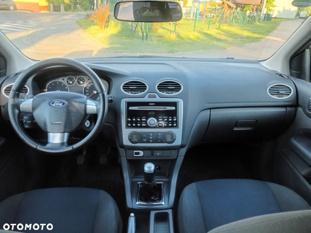 Ford Focus 1.6 Platinium X - 6