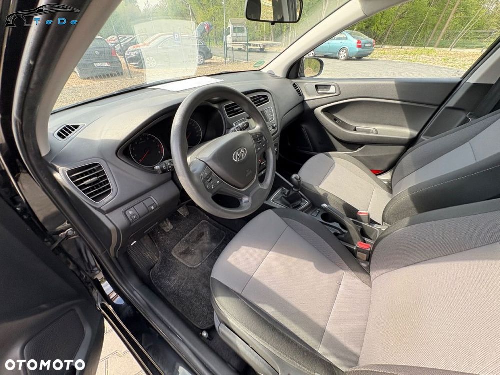 Hyundai i20 1.2 GO - 10