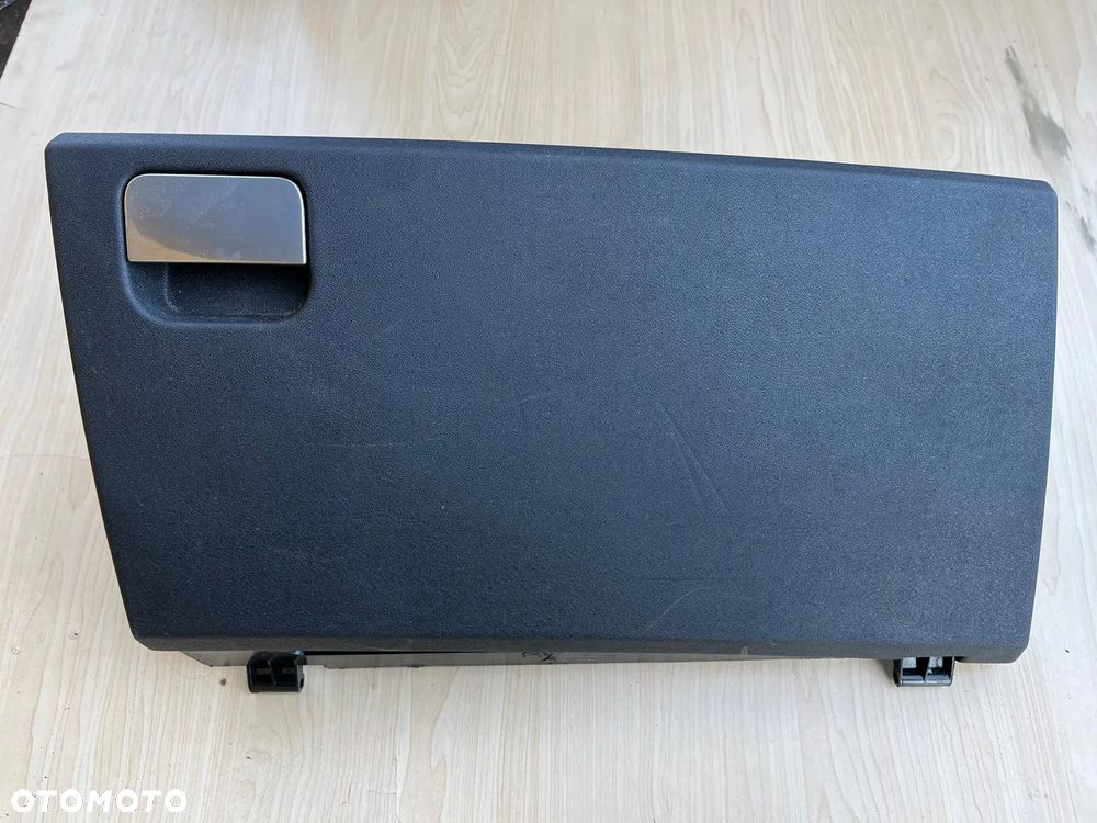 Schowek pasażera czarny LAND ROVER DISCOVERY 4 IV - 1