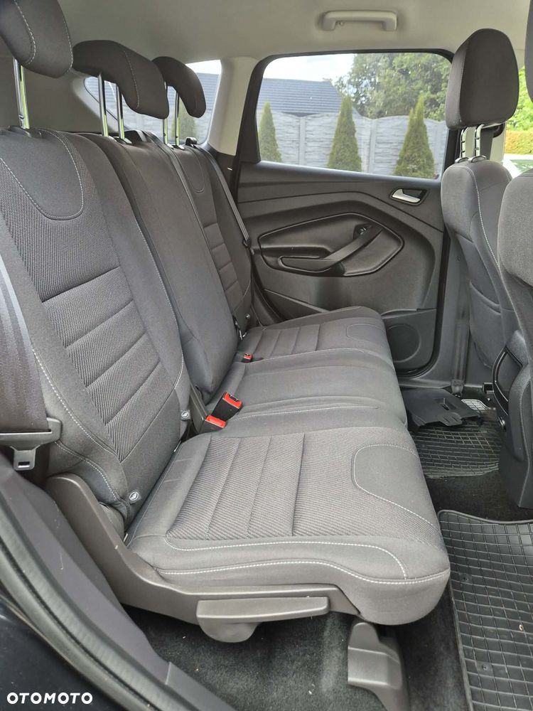 Ford Kuga - 7