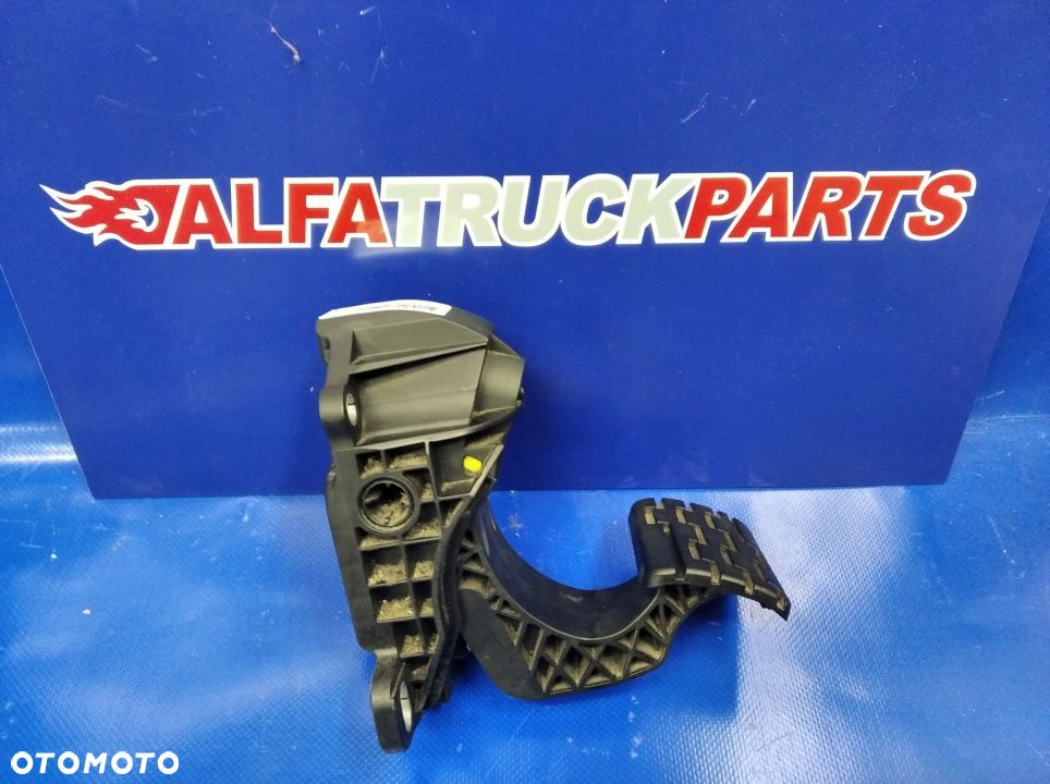 VOLVO FH 4 PEDAŁ GAZU - 2