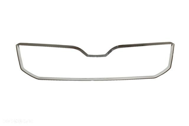 skoda octavia 2014 przed lift ramka chrom grilla - 1