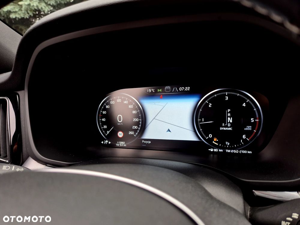 Volvo XC 60 D4 AWD R-Design - 11