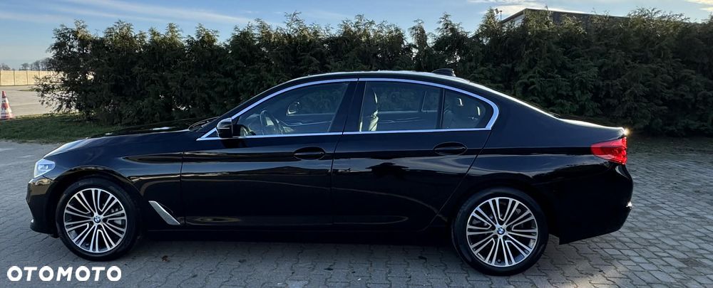 BMW Seria 5 530i Sport Line - 2