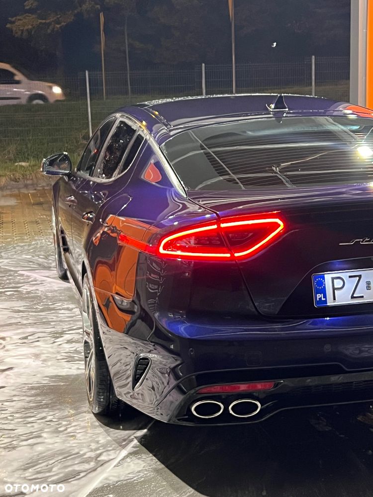 Kia Stinger 2.0 T-GDI GT Line - 27