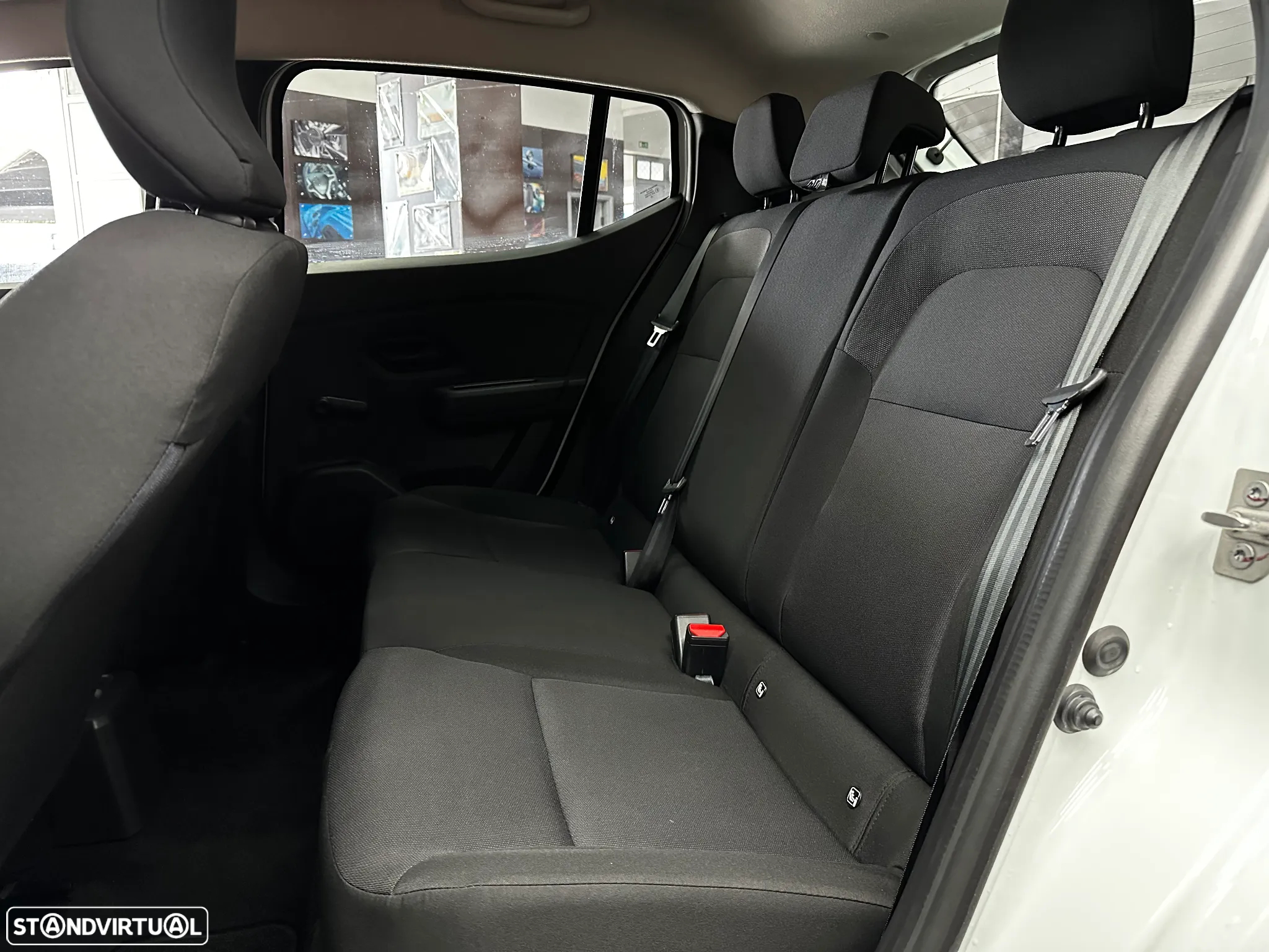 Dacia Sandero 1.0 SCe Essential - 10