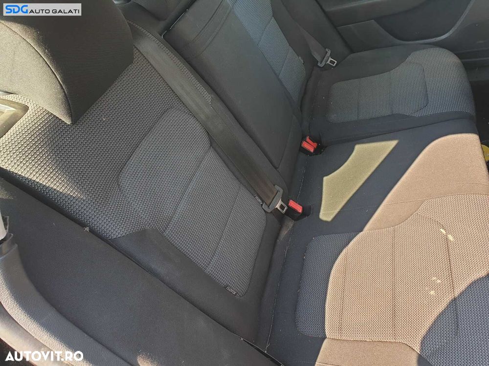Bancheta Sezut cu Spatar Spate Pasageri Volkswagen Passat B7 Break Variant Combi 2010 - 2015 - 1