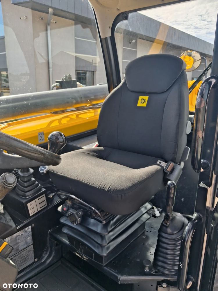 JCB 540 - 170 SWAY #2732 MTG# - 11