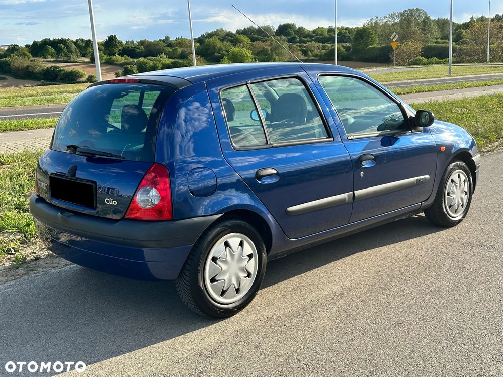 Renault Clio 1.4i RT - 3