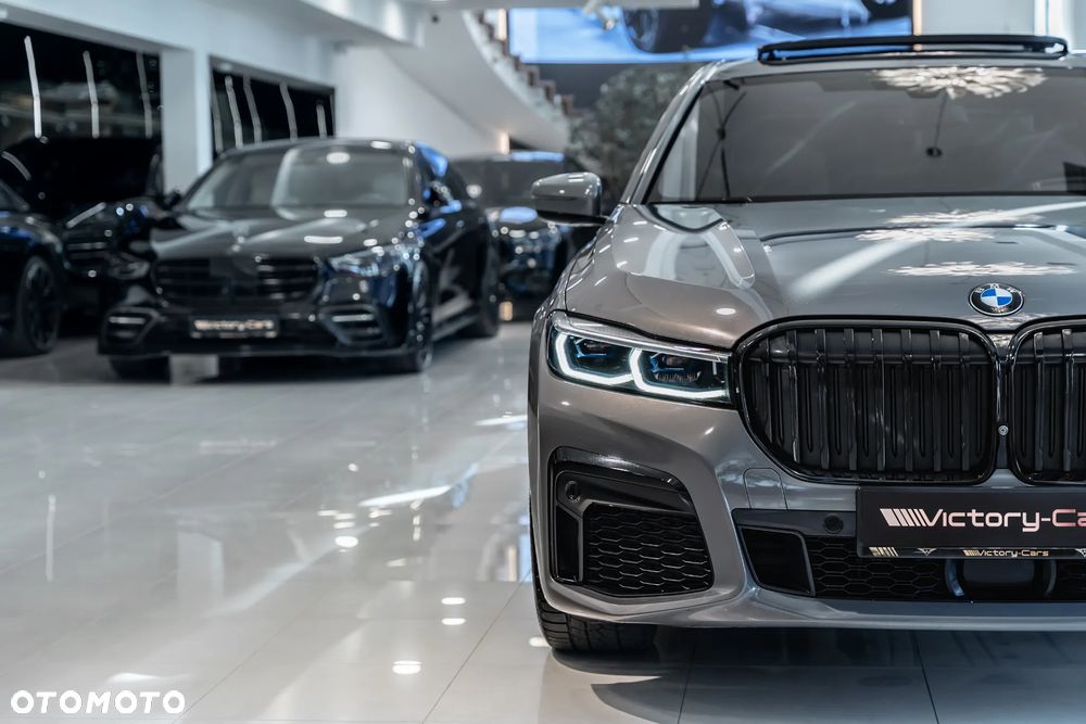 BMW Seria 7 745Le xDrive - 15