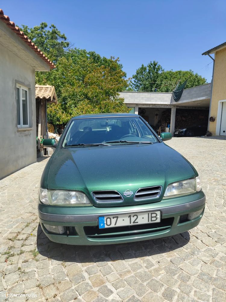 Nissan Primera Hatchback 1.6 SLX - 1