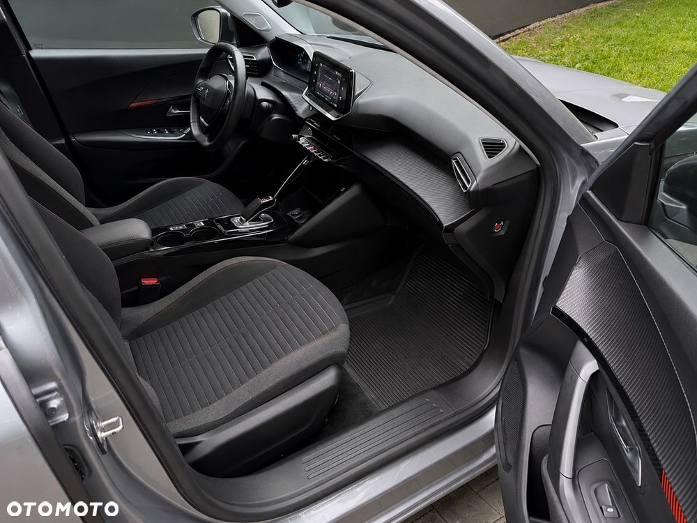 Peugeot 2008 50kWh Style - 21