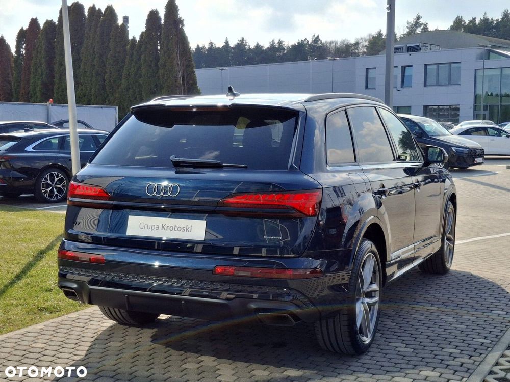 Audi Q7 - 7