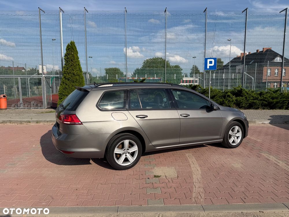 Volkswagen Golf Variant 2.0 TDI (BlueMotion Technology) Comfortline - 5