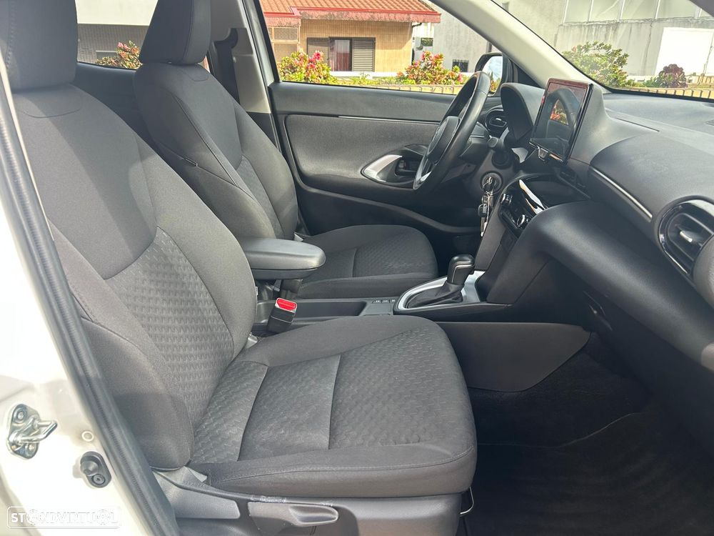Toyota Yaris Cross 1.5 HDF Comfort Plus - 22