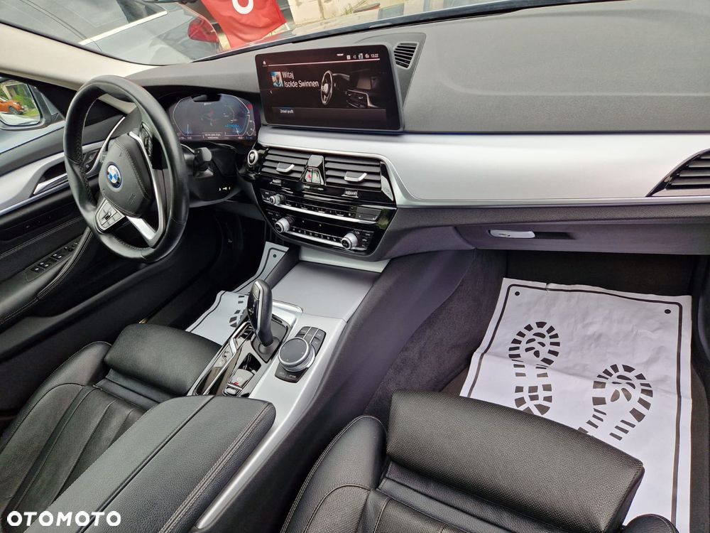 BMW Seria 5 530e iPerformance GPF - 4