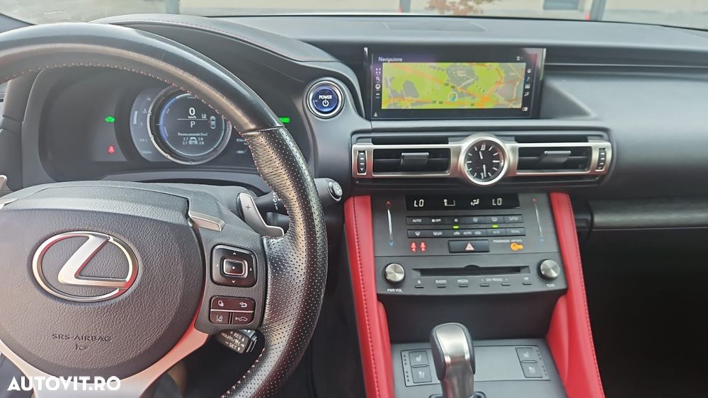 Lexus Seria RC 300h F SPORT - 4