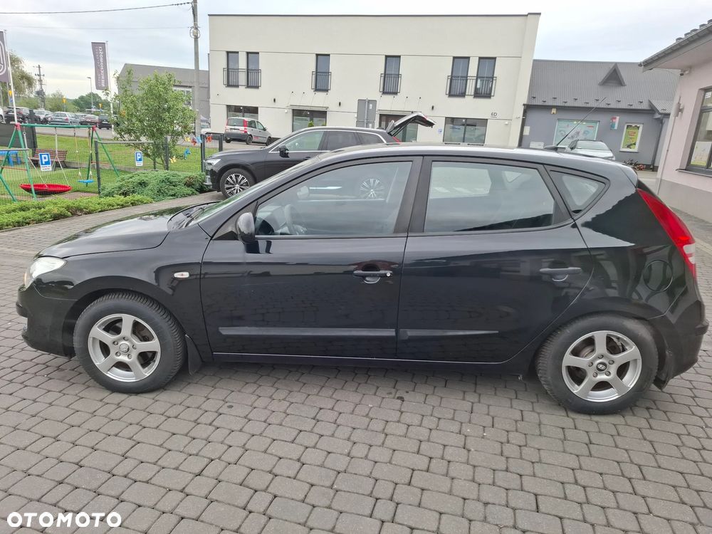 Hyundai i30 1.4 Comfort - 4