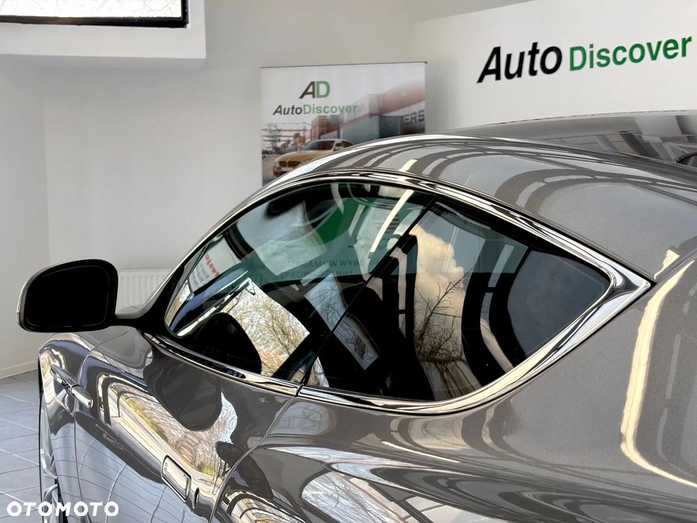 Aston Martin DB9 - 19