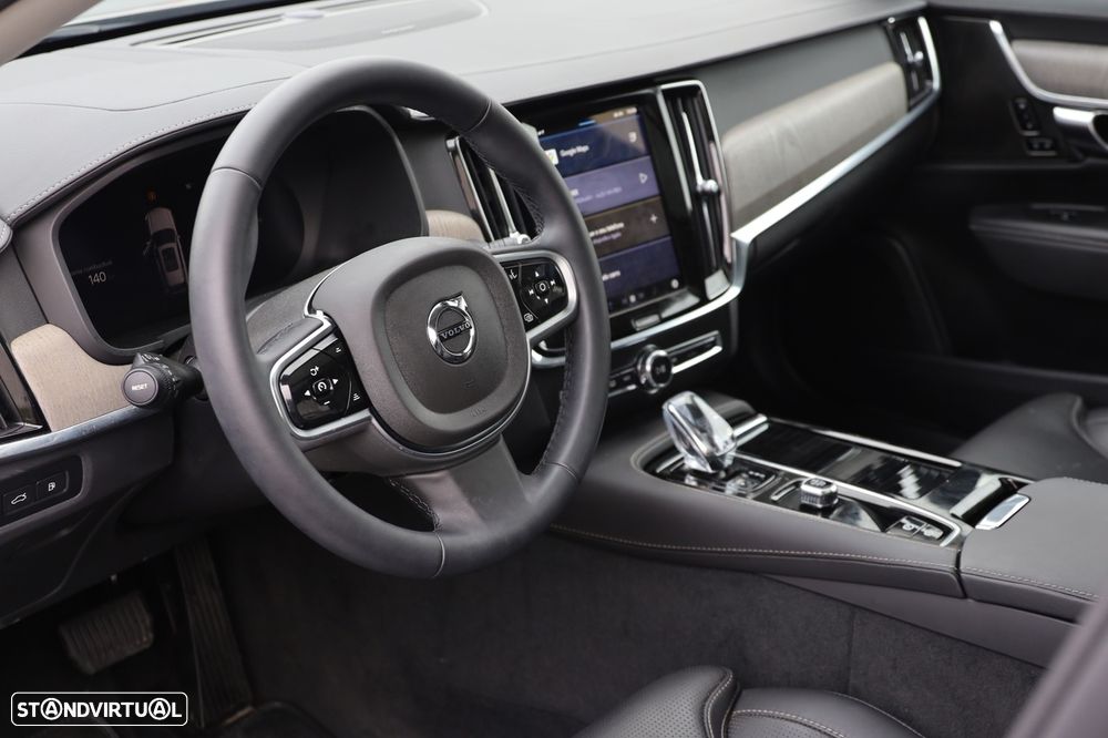 Volvo V90 2.0 T8 PHEV Plus Dark AWD - 13