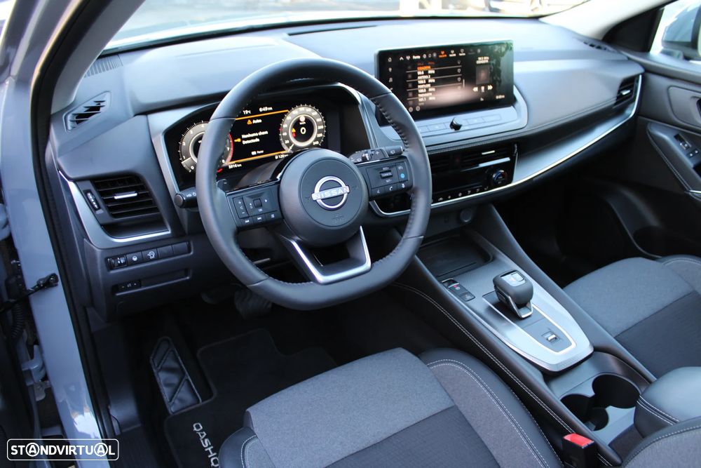Nissan Qashqai 1.3 DIG-T Advance Xtronic - 38