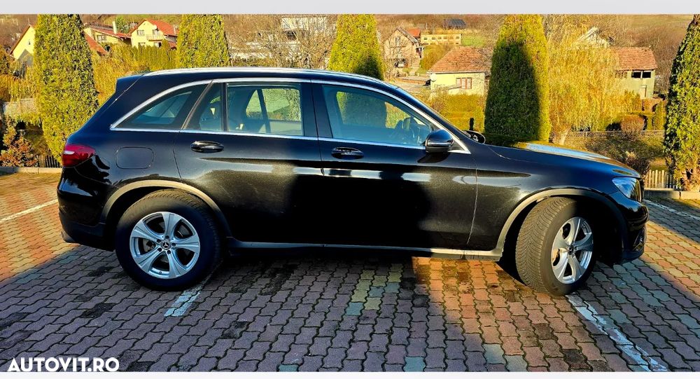 Mercedes-Benz GLC - 24