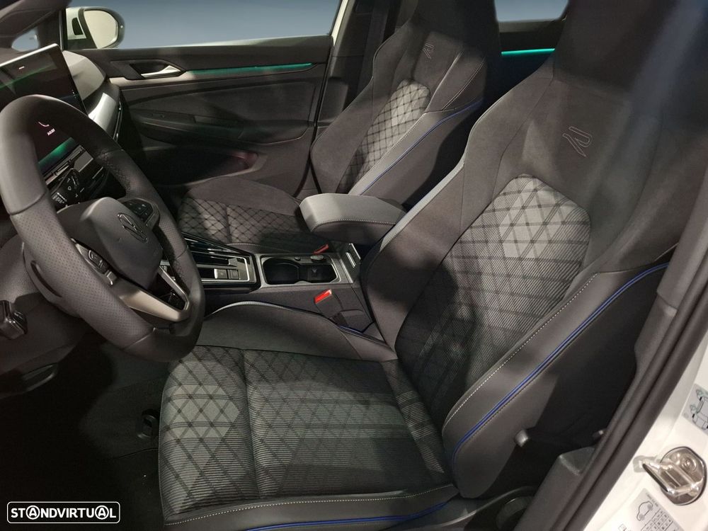 VW Golf Variant - 11