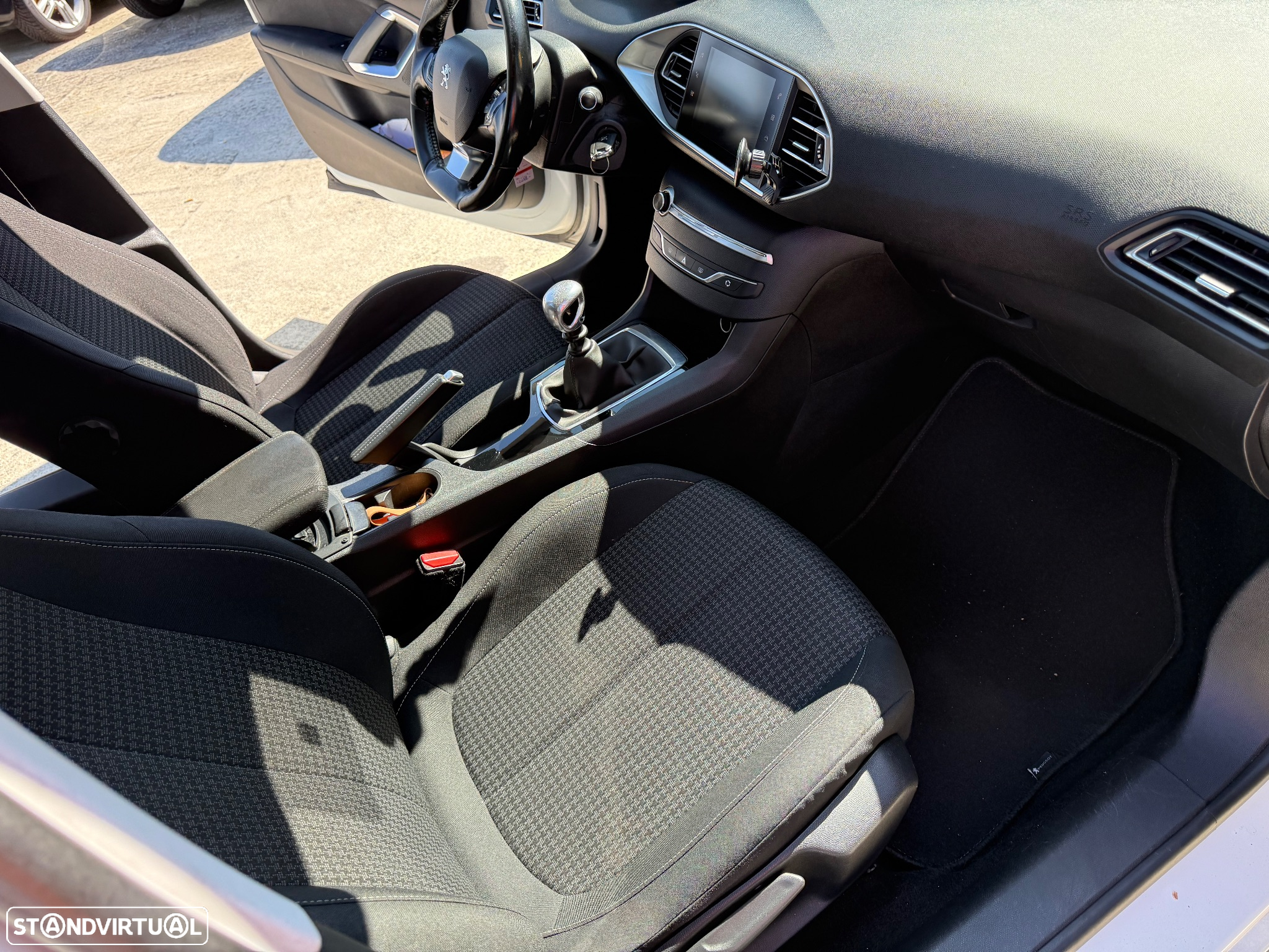Peugeot 308 SW 1.6 BlueHDi Allure J17 - 10