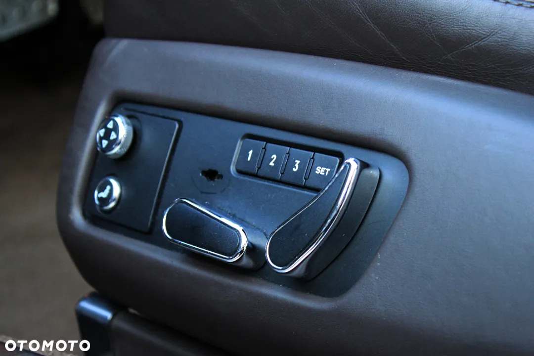 Bentley Continental GT V8 - 17