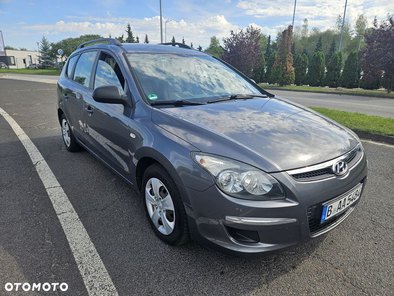 Hyundai i30 1.6 Comfort - 14