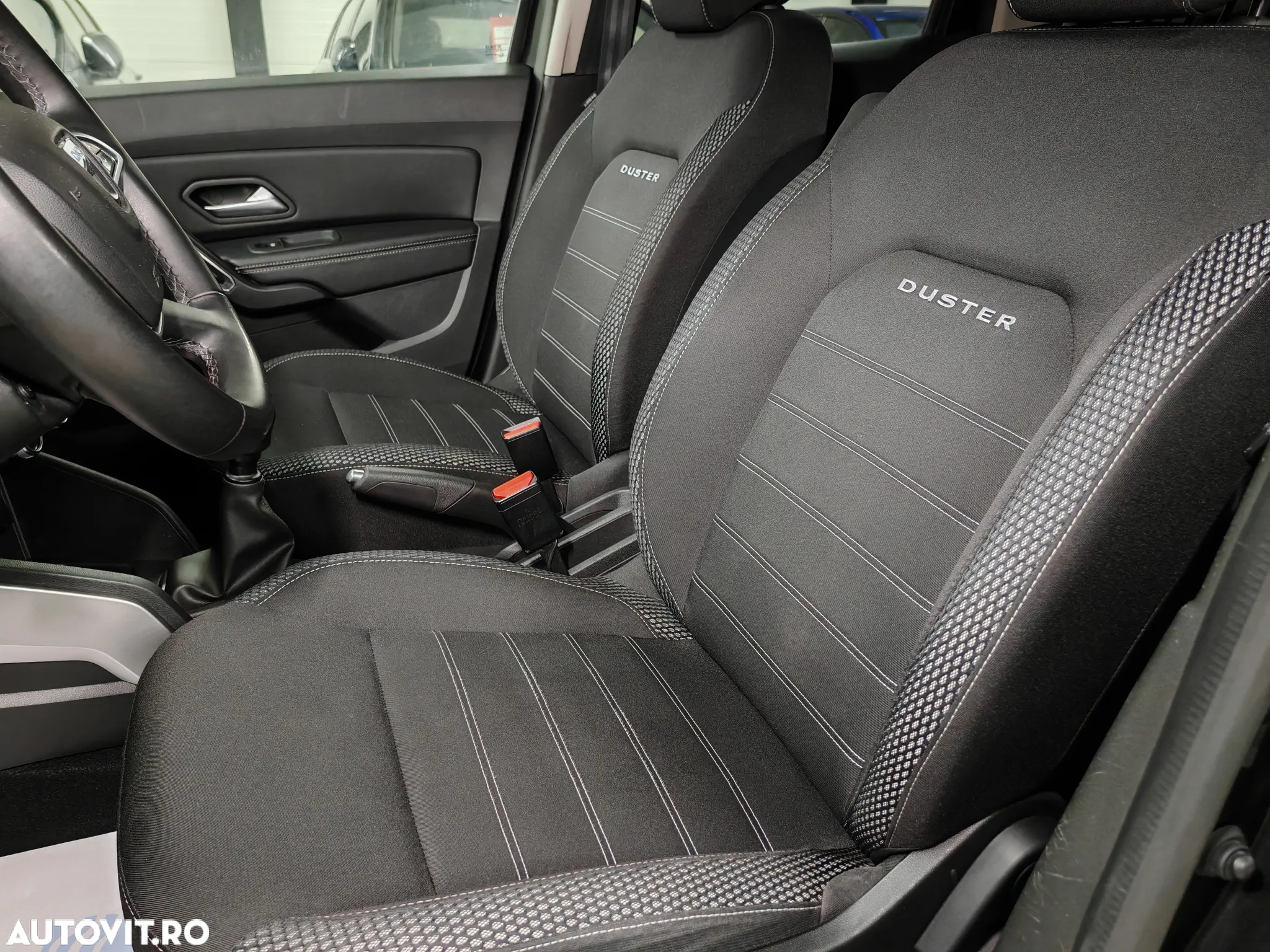Dacia Duster SCe 115 2WD Prestige - 25