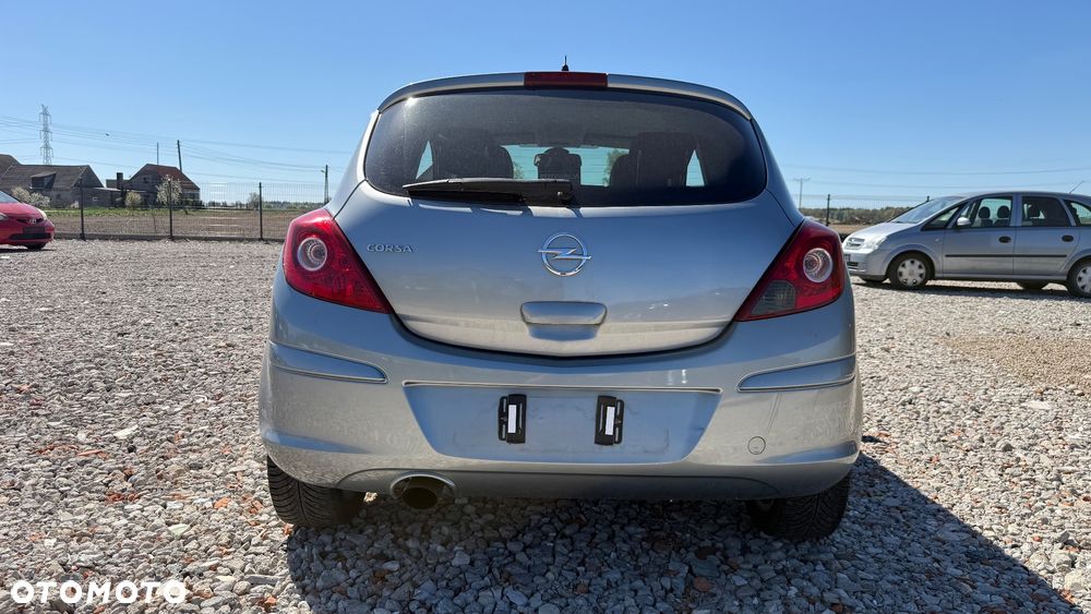 Opel Corsa 1.4 16V 150 Jahre - 20