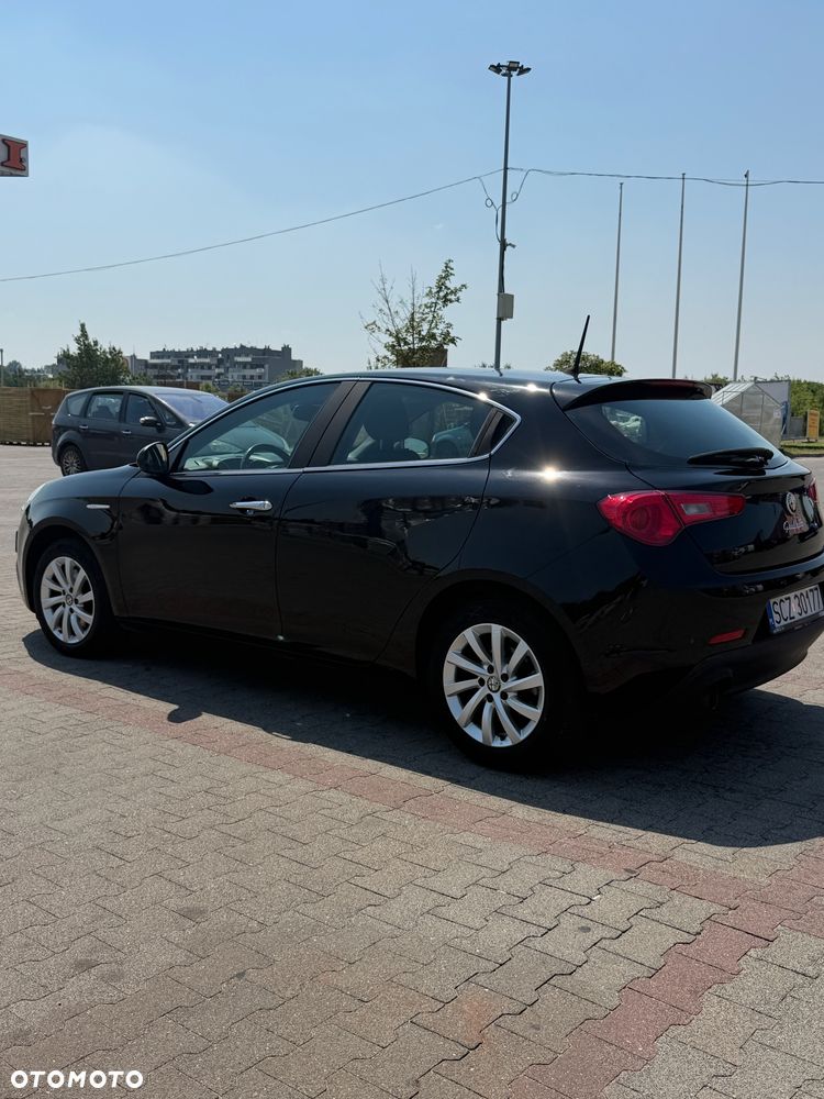 Alfa Romeo Giulietta 1.4 TB MultiAir Distinctive - 4