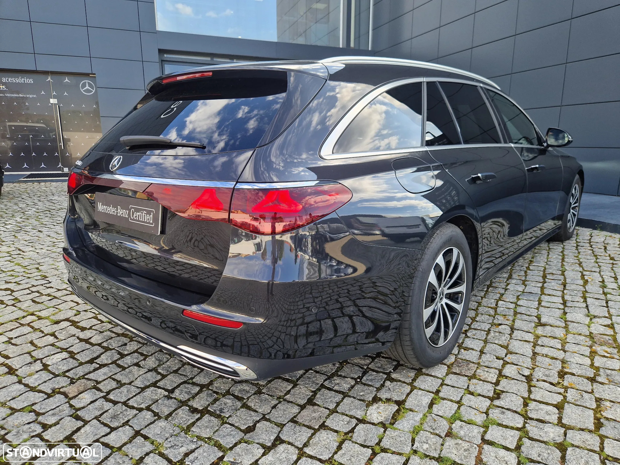 Mercedes-Benz E 220 d - 4