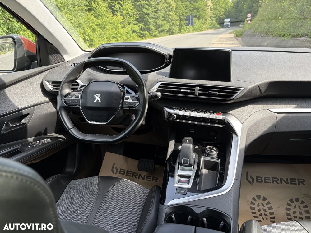 Peugeot 3008 1.2 PureTech Turbo S&S EAT8 Active - 11