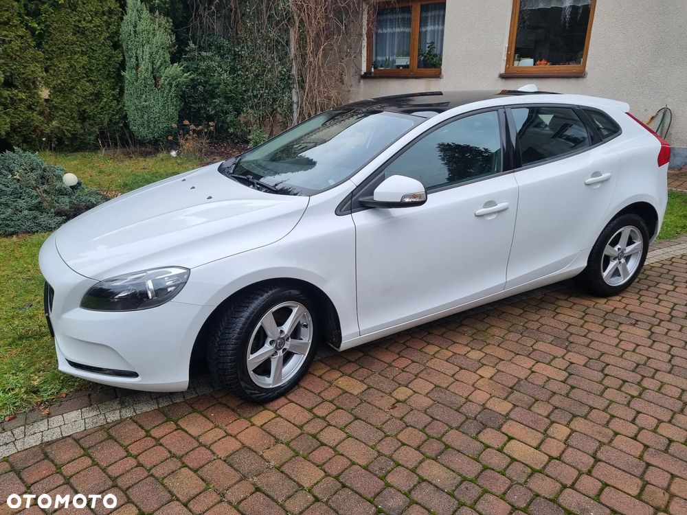 Volvo V40 D4 Drive-E Kinetic - 9