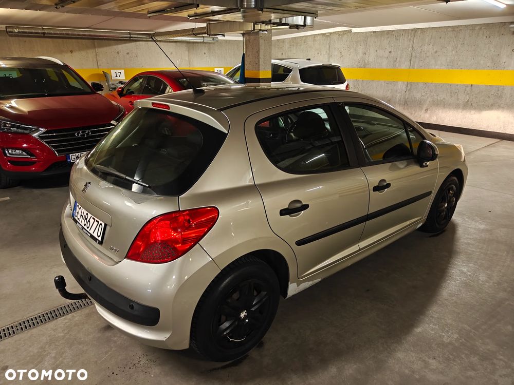 Peugeot 207 1.4 Presence - 3