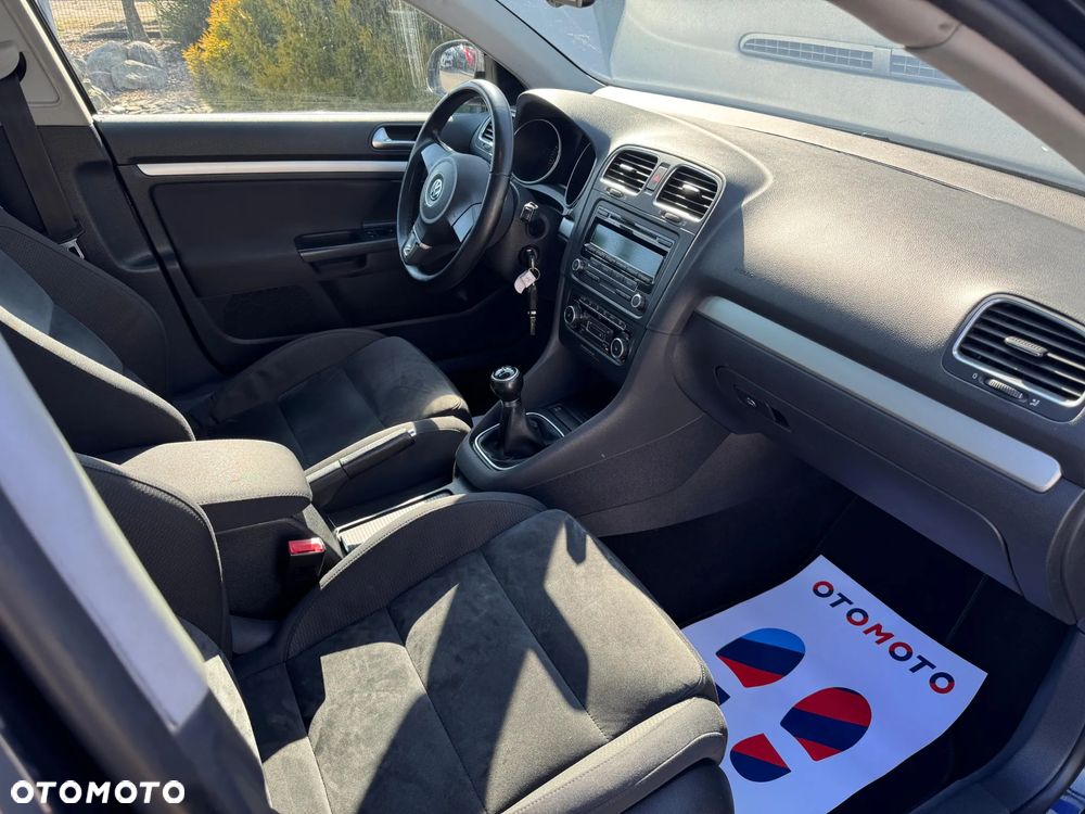 Volkswagen Golf - 20